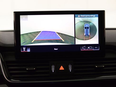 Used 2022 Audi SQ5 Premium Plus w/ Premium Plus Package image 33