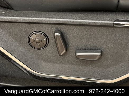 Used 2024 Ford F350 Platinum w/ Tremor Off-Road Package image 28