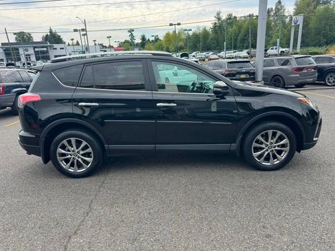 Used 2016 Toyota RAV4 Limited w/ Advanced Technology Package AWD/4WD image 6