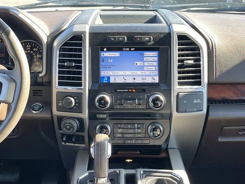 Used 2016 Ford F150 King Ranch w/ Equipment Group 601A Luxury image 16