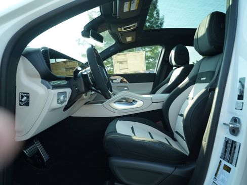 New 2026 Mercedes-Benz GLE 53 AMG 4MATIC Coupe image 40