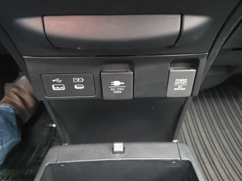 Used 2025 Honda Odyssey Elite image 25