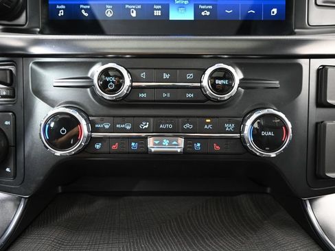 Used 2022 Ford F150 Platinum w/ Equipment Group 701A High AWD/4WD image 31