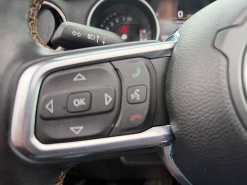 Used 2023 Jeep Wrangler Unlimited Sahara AWD/4WD image 20