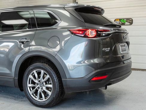 Used 2019 MAZDA CX-9 Touring image 36