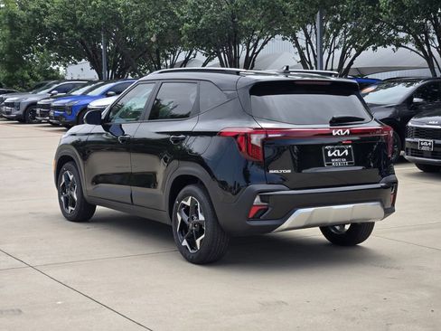 New 2026 Kia Seltos S FWD image 3