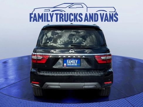 Used 2021 Nissan Armada SV image 4