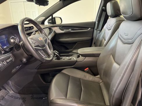 Certified 2023 Cadillac XT5 Premium Luxury w/ Technology Package AWD/4WD image 15
