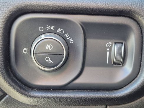 Used 2024 RAM 2500 Big Horn image 10