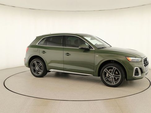 Certified 2021 Audi Q5 e Prestige w/ Prestige Package AWD/4WD image 9