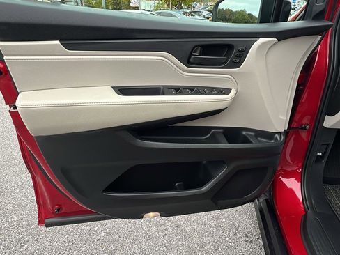New 2026 Honda Odyssey EX-L image 22