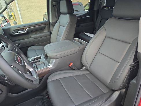 Used 2026 GMC Sierra 1500 SLT w/ SLT Premium Package image 17