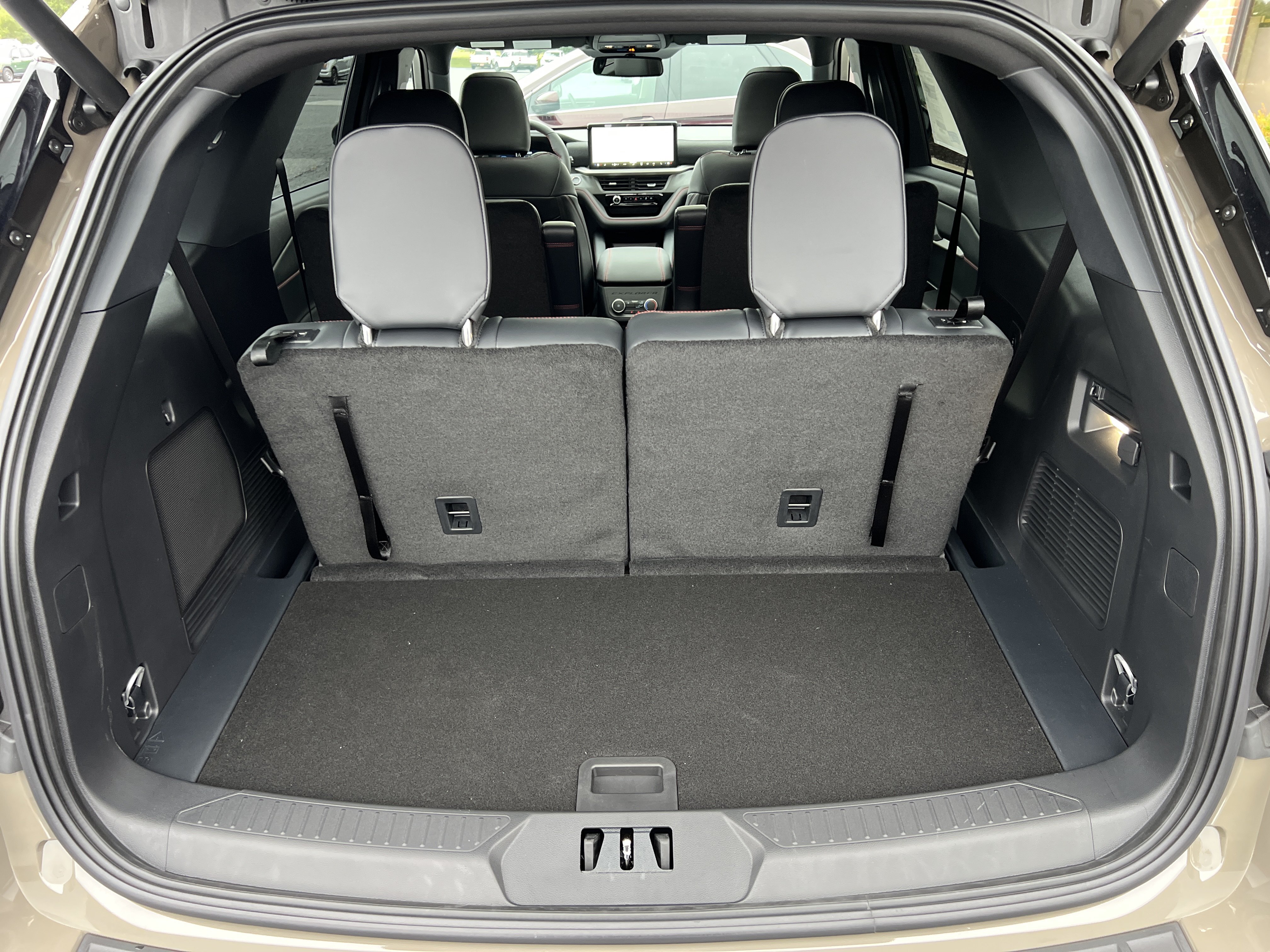 New 2027 Ford Explorer ST-Line w/ Premium Package AWD/4WD image 49