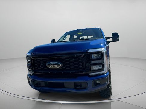 New 2026 Ford F250 Lariat w/ Tremor Off-Road Package image 9