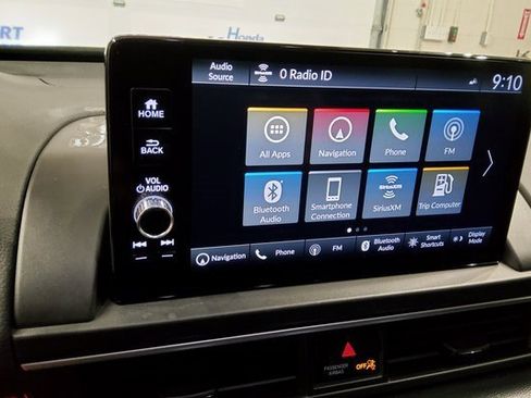 Used 2023 Honda Pilot Touring image 22