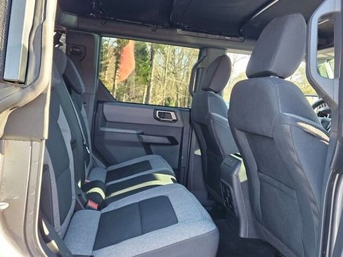 Used 2022 Ford Bronco Big Bend image 15