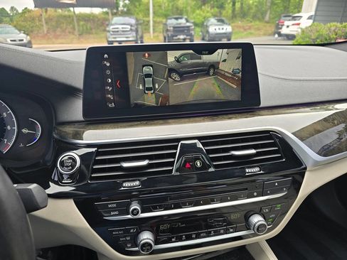 Used 2018 BMW M550i xDrive w/ Driving Assistance Package AWD/4WD image 27