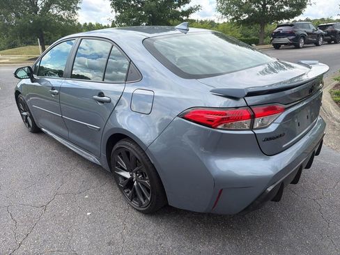 Used 2025 Toyota Corolla SE w/ SE Premium Package FWD image 6