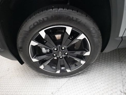 Used 2025 Chevrolet Equinox RS w/ Safety and Technology Package FWD image 27