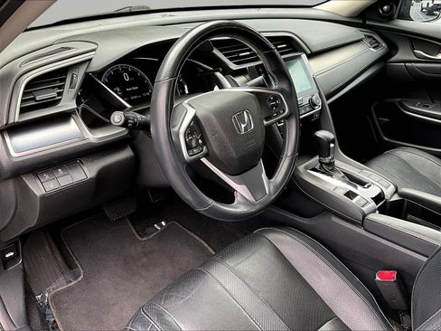 Used 2016 Honda Civic Touring image 17