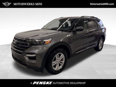 Used 2023 Ford Explorer XLT w/ Equipment Group 202A AWD/4WD image 1