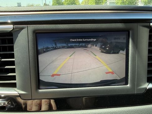 Used 2023 Chrysler Voyager LX FWD image 28