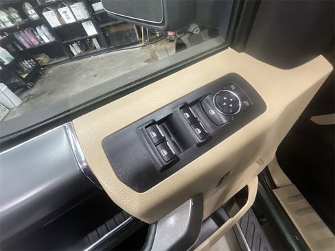 Used 2015 Ford F150 XLT w/ Equipment Group 301A Mid image 13