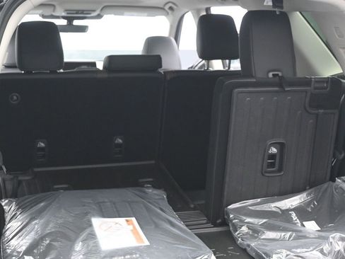 New 2026 Nissan Pathfinder Platinum w/ Cargo Package AWD/4WD image 21