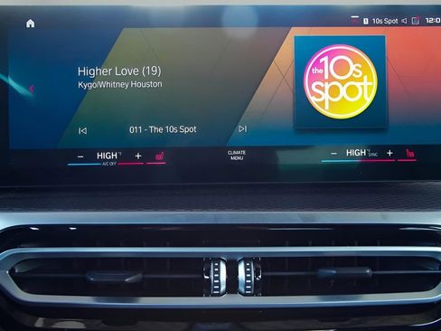 Used 2023 BMW M2 w/ Lighting Package image 28