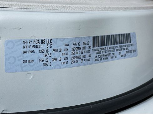 Used 2017 Chrysler Pacifica Touring-L w/ Tire & Wheel Group image 12