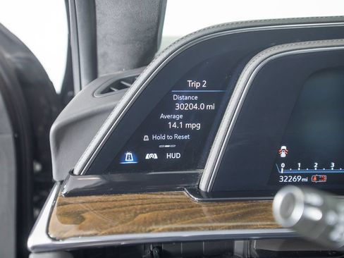 Used 2022 Cadillac Escalade Sport Platinum w/ Heavy-Duty Trailer Package AWD/4WD image 47