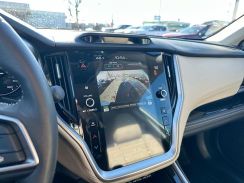 Certified 2025 Subaru Outback Limited image 33