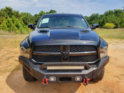 Used 2017 RAM 1500 Sport w/ Quick Order Package 26Q Night AWD/4WD image 17