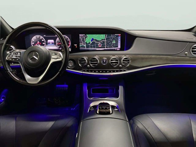 Used 2018 Mercedes-Benz S 450 Sedan image 17