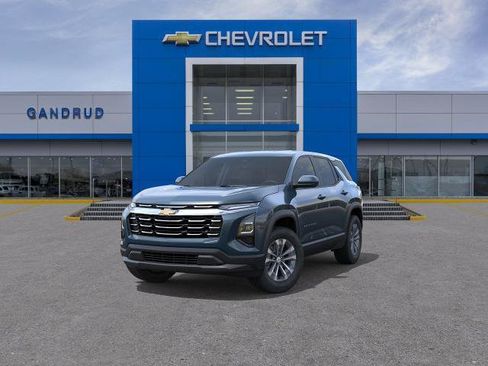New 2026 Chevrolet Equinox LT FWD image 8