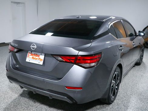 Used 2025 Nissan Sentra SV FWD image 7