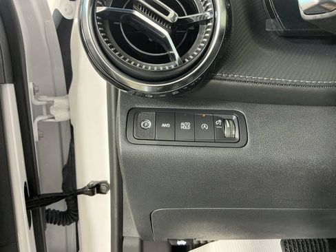 New 2027 Chevrolet Equinox LT w/ Safety and Technology Package AWD/4WD image 12