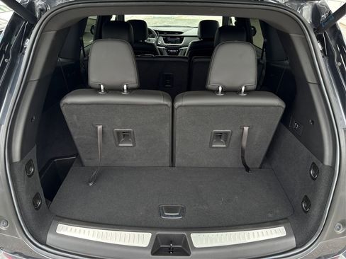 Certified 2023 Cadillac XT6 Luxury FWD image 12