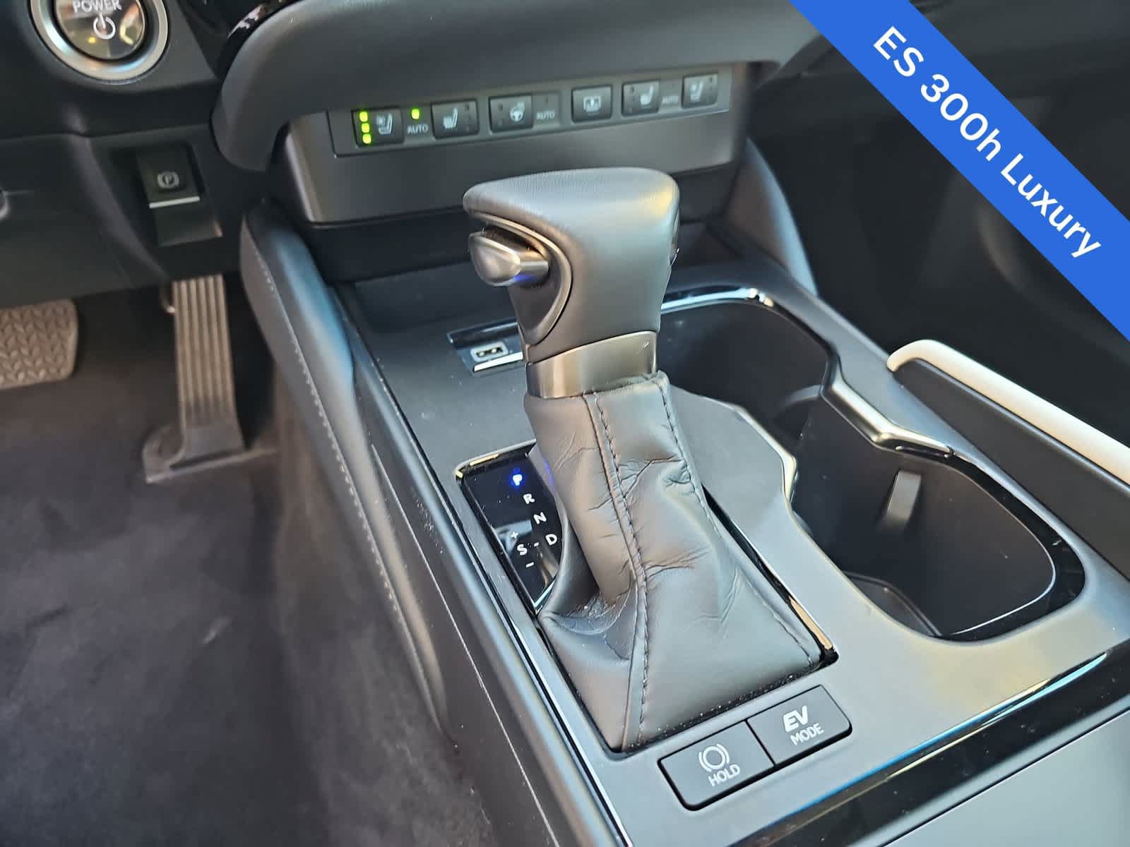 Used 2024 Lexus ES 300h w/ Accessory Package (Z1) FWD image 21