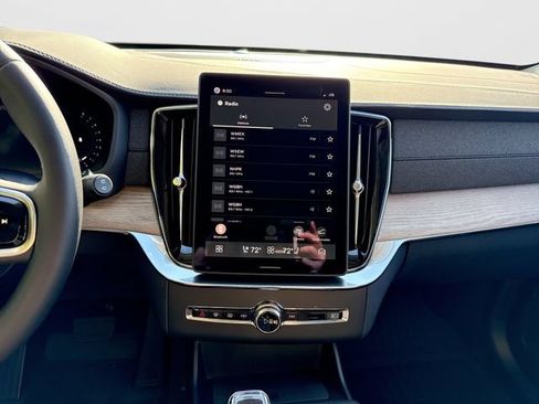 New 2027 Volvo XC90 B6 Plus AWD/4WD image 12