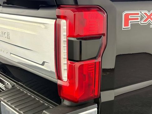 Used 2025 Ford F250 King Ranch w/ Chrome Package AWD/4WD image 18