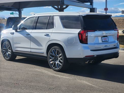 Used 2025 GMC Yukon Denali Ultimate w/ LPO, Floor Liner Package image 4