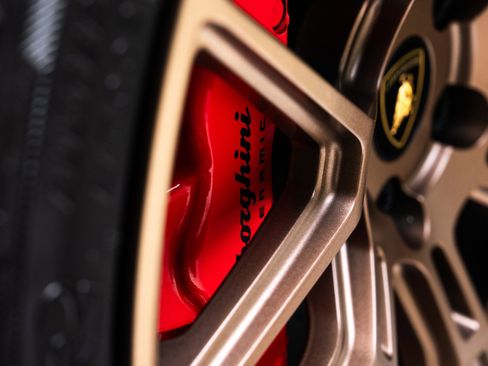 Used 2024 Lamborghini Huracan Sterrato image 36