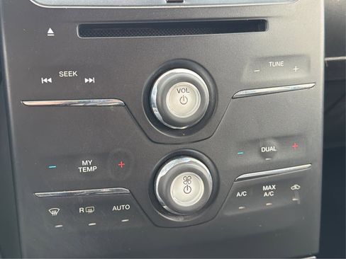 Used 2019 Ford Flex SEL w/ Equipment Group 202A image 37