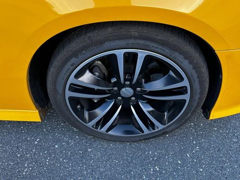Used 2012 Dodge Charger SRT8 Super Bee w/ Driver Convenience Group II RWD image 35