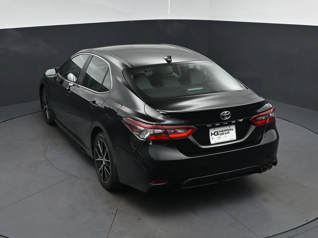 Used 2023 Toyota Camry SE FWD image 33