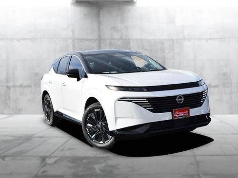 New 2026 Nissan Murano Platinum image 2