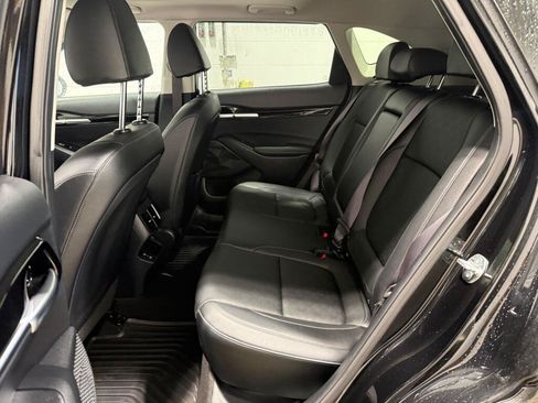 Used 2014 Subaru Forester 2.5i Premium w/ All-Weather Package AWD/4WD image 17