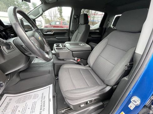 Used 2022 Chevrolet Silverado 1500 LT image 9