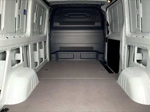 New 2026 Mercedes-Benz Sprinter 2500 image 9